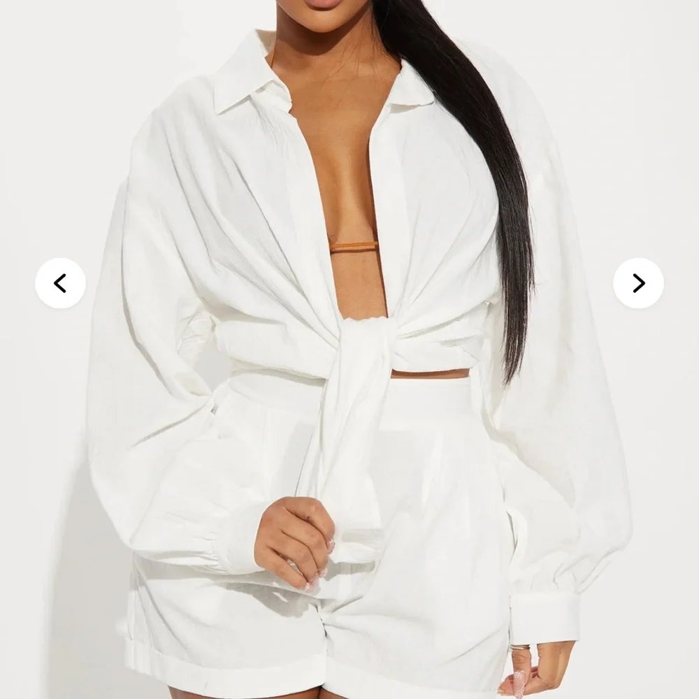 Fashion Nova White High Waist Shorts - Picture 2 of 7